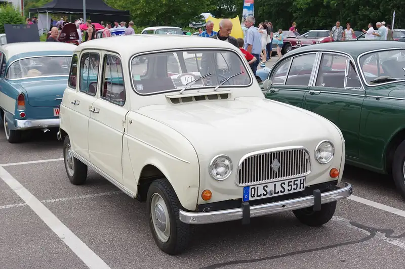Renault 4 von außen
